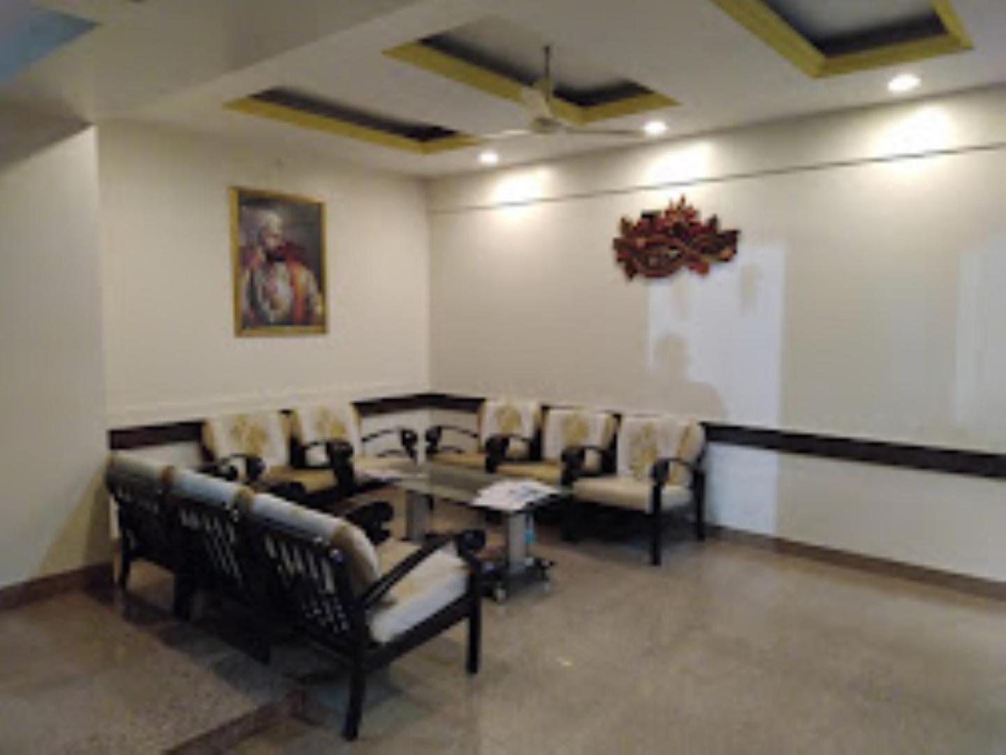 Hotel Maratha Palace,Satara Eksteriør bilde