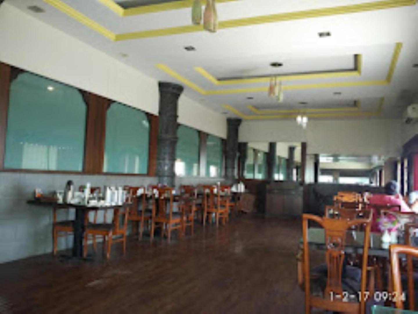 Hotel Maratha Palace,Satara Eksteriør bilde