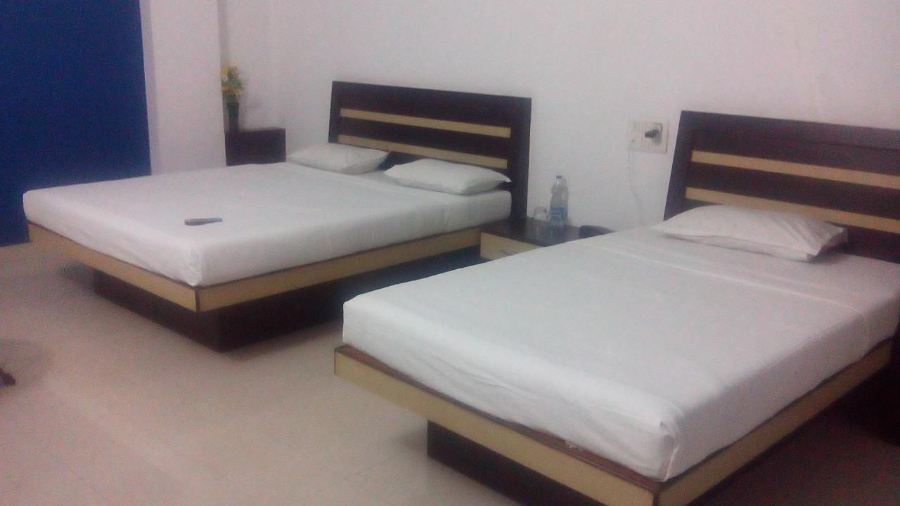 Hotel Maratha Palace,Satara Rom bilde